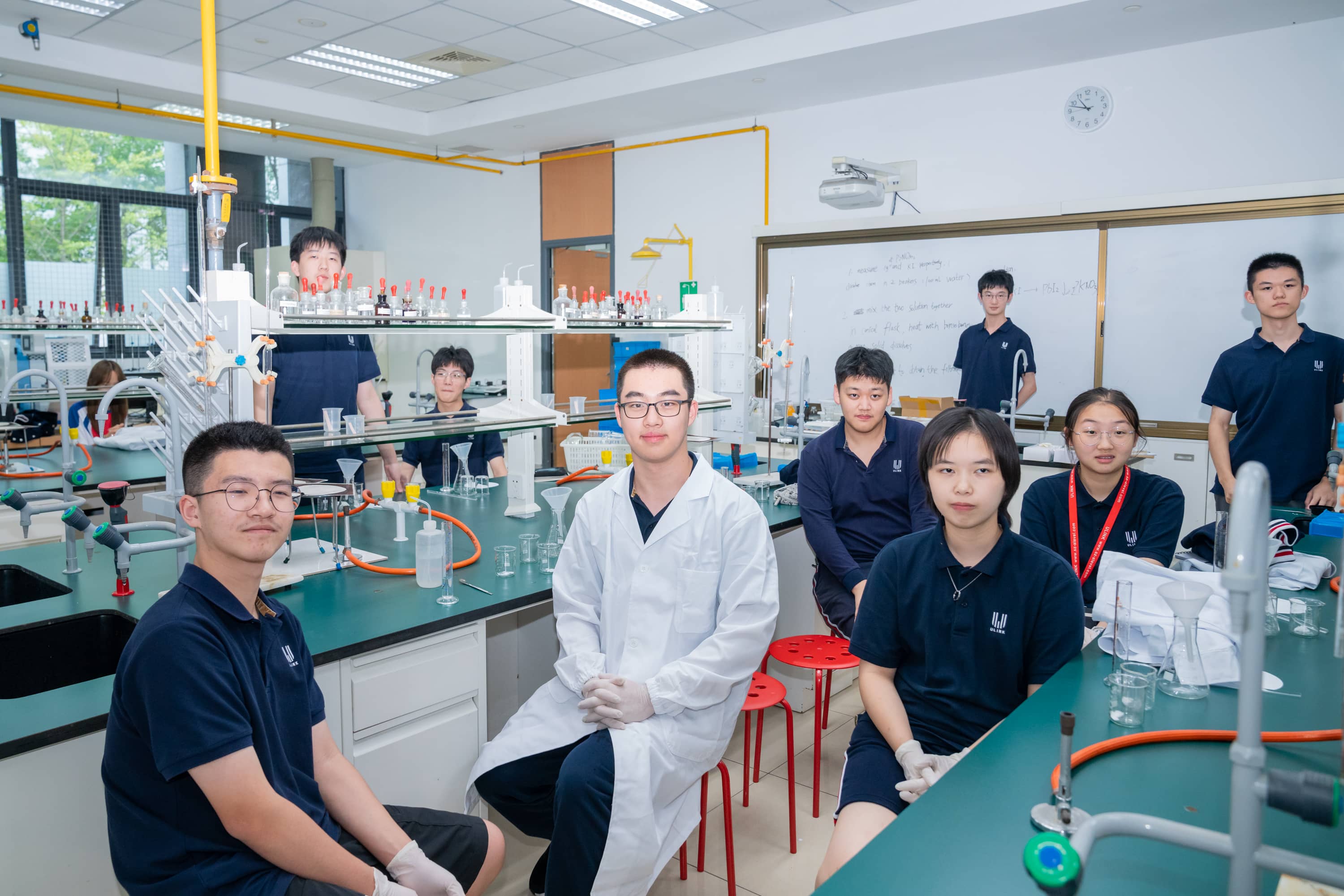 Chemistry Experiment Club